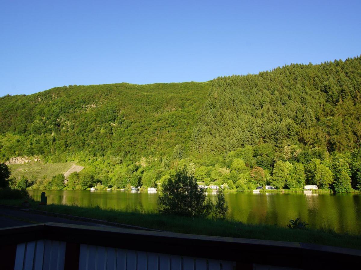 Apartamento Altes Faehrhaus An Der Mosel Anno1633 Traben-Trarbach Exterior foto