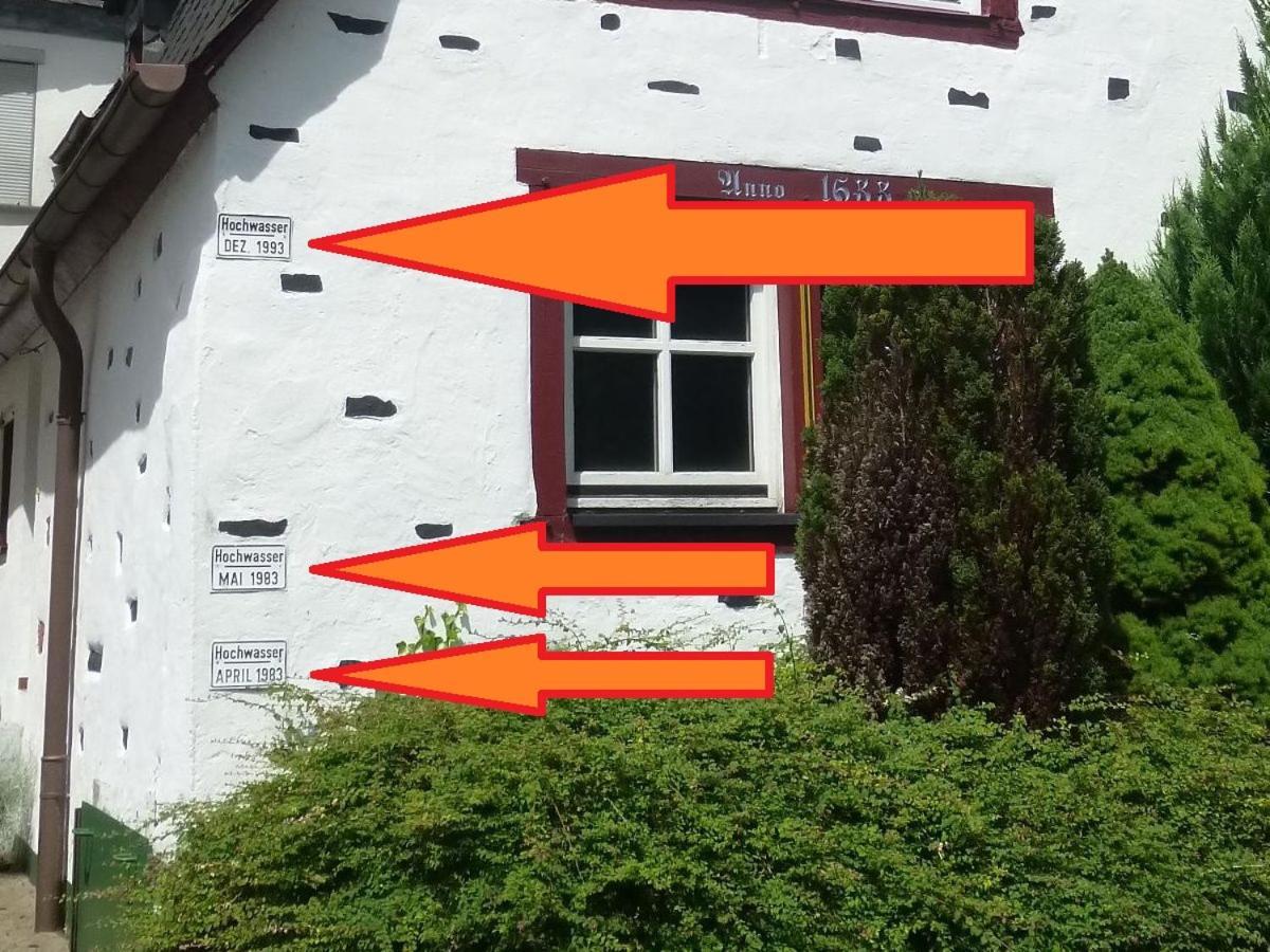 Apartamento Altes Faehrhaus An Der Mosel Anno1633 Traben-Trarbach Exterior foto