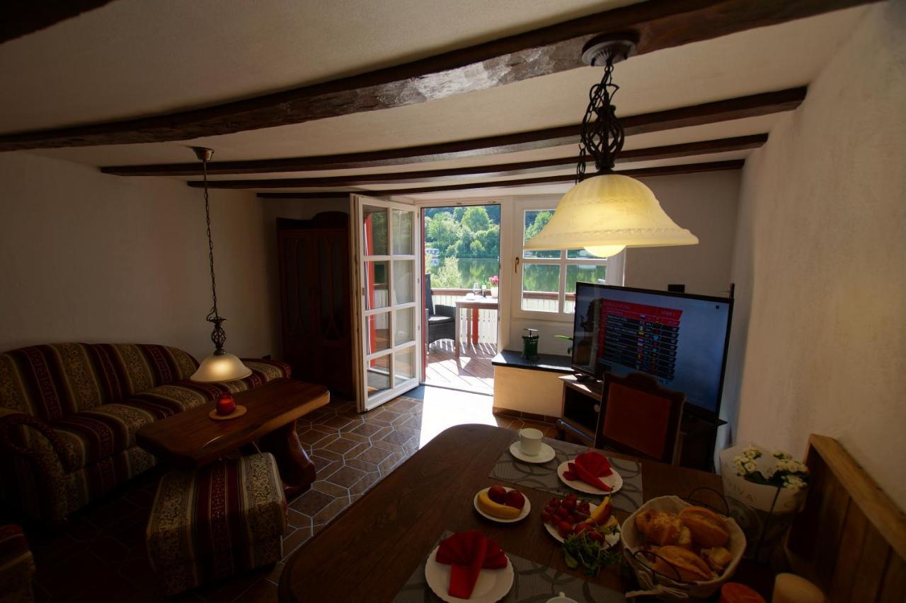 Apartamento Altes Faehrhaus An Der Mosel Anno1633 Traben-Trarbach Exterior foto