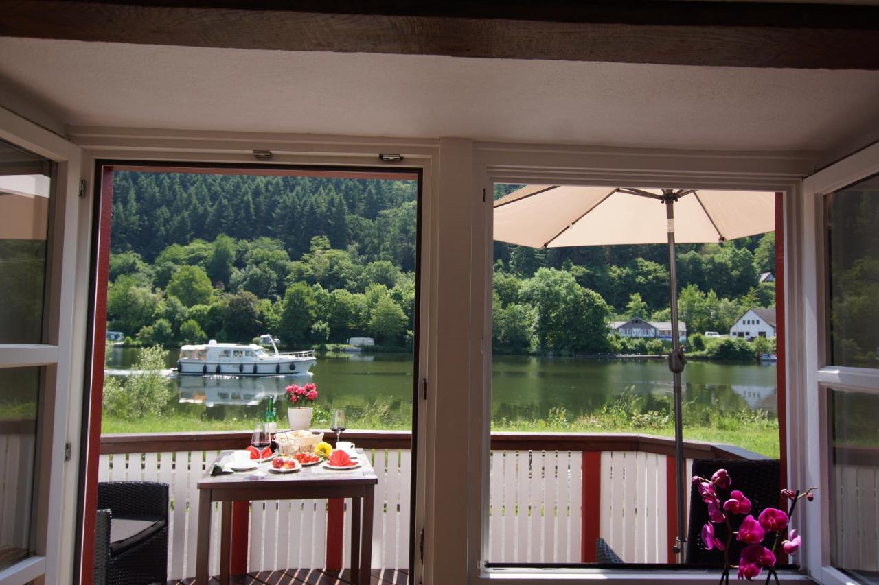 Apartamento Altes Faehrhaus An Der Mosel Anno1633 Traben-Trarbach Exterior foto