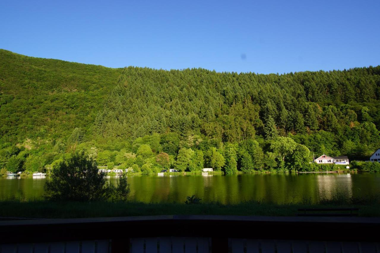 Apartamento Altes Faehrhaus An Der Mosel Anno1633 Traben-Trarbach Exterior foto