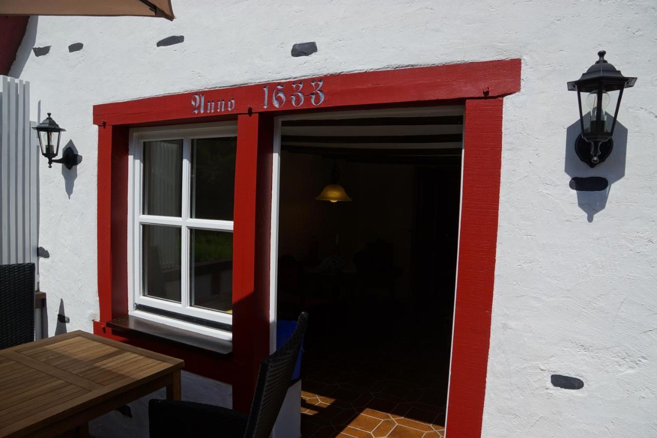 Apartamento Altes Faehrhaus An Der Mosel Anno1633 Traben-Trarbach Exterior foto